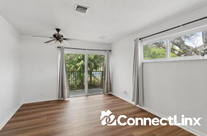 Photo 3 of 3 bed townhouse in Tamarac