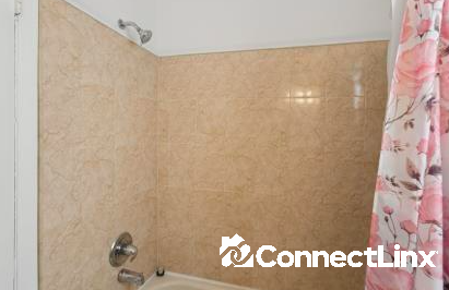 Photo 5 of 3 bed townhouse in Tamarac