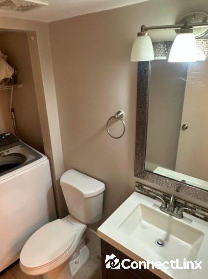 Photo 2 of 3 bed townhouse in Tamarac