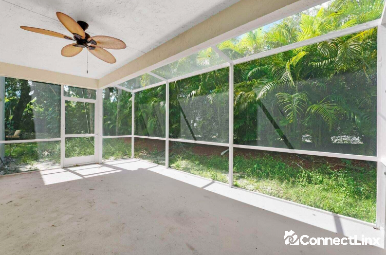 Photo 6 of 3 bed single family home in Coral Springs