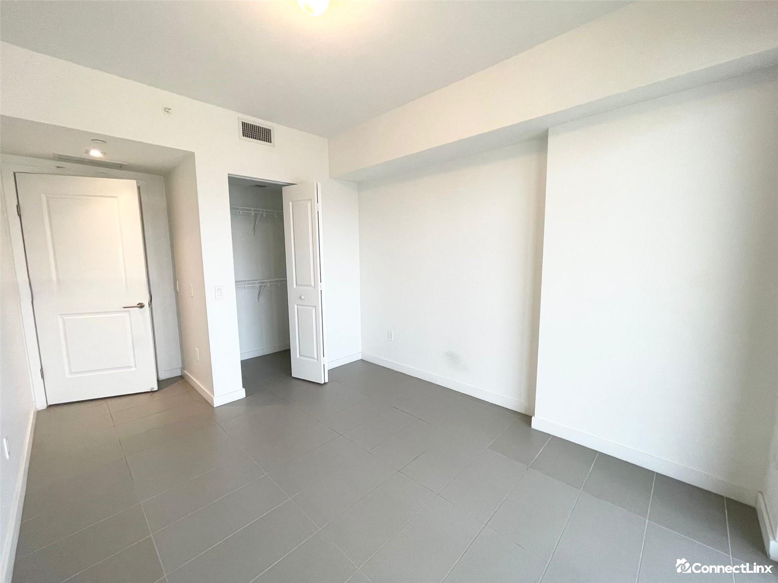 Photo 7 of 2 bed condo in Miami