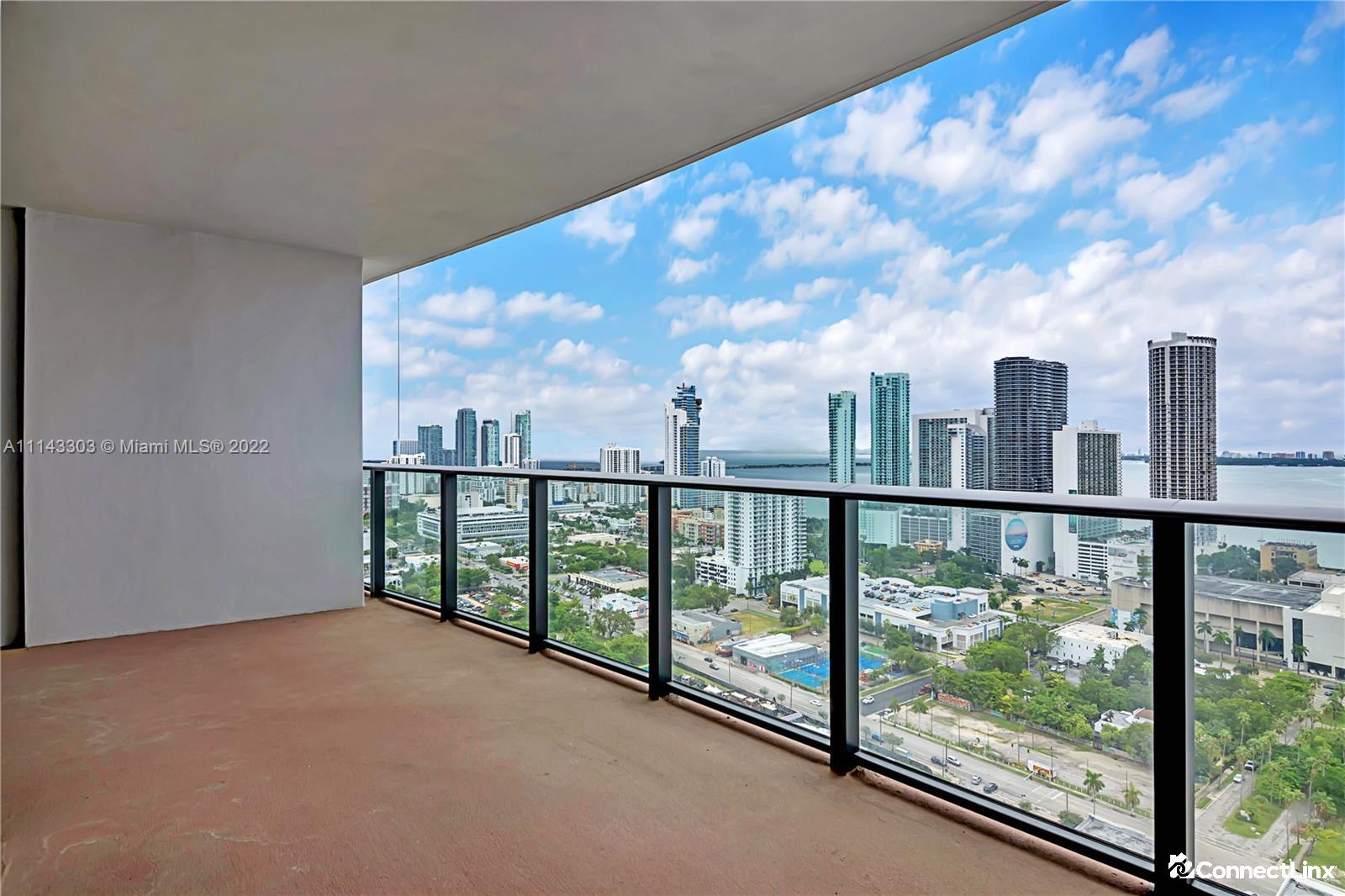 Photo 3 of 1 bed condo in Miami