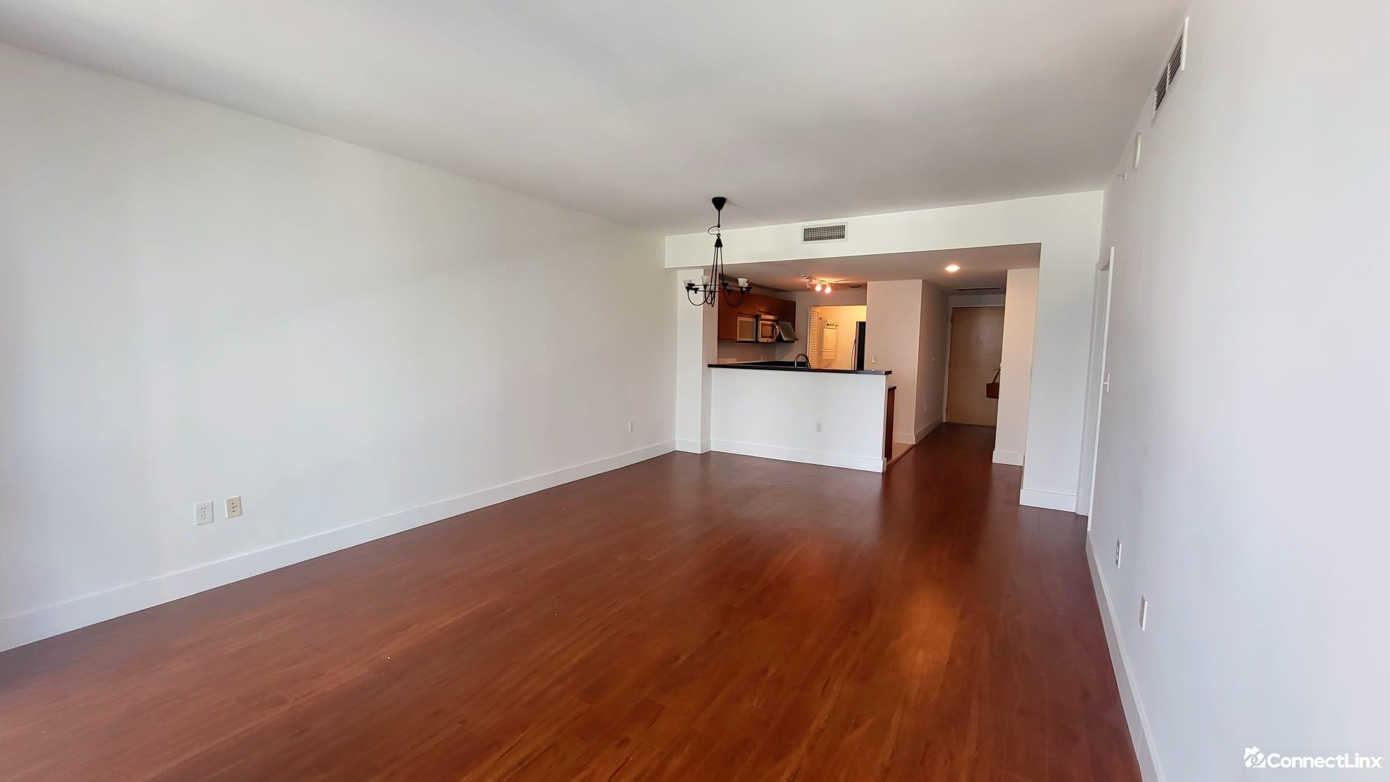 Photo 6 of 1 bed condo in Miami