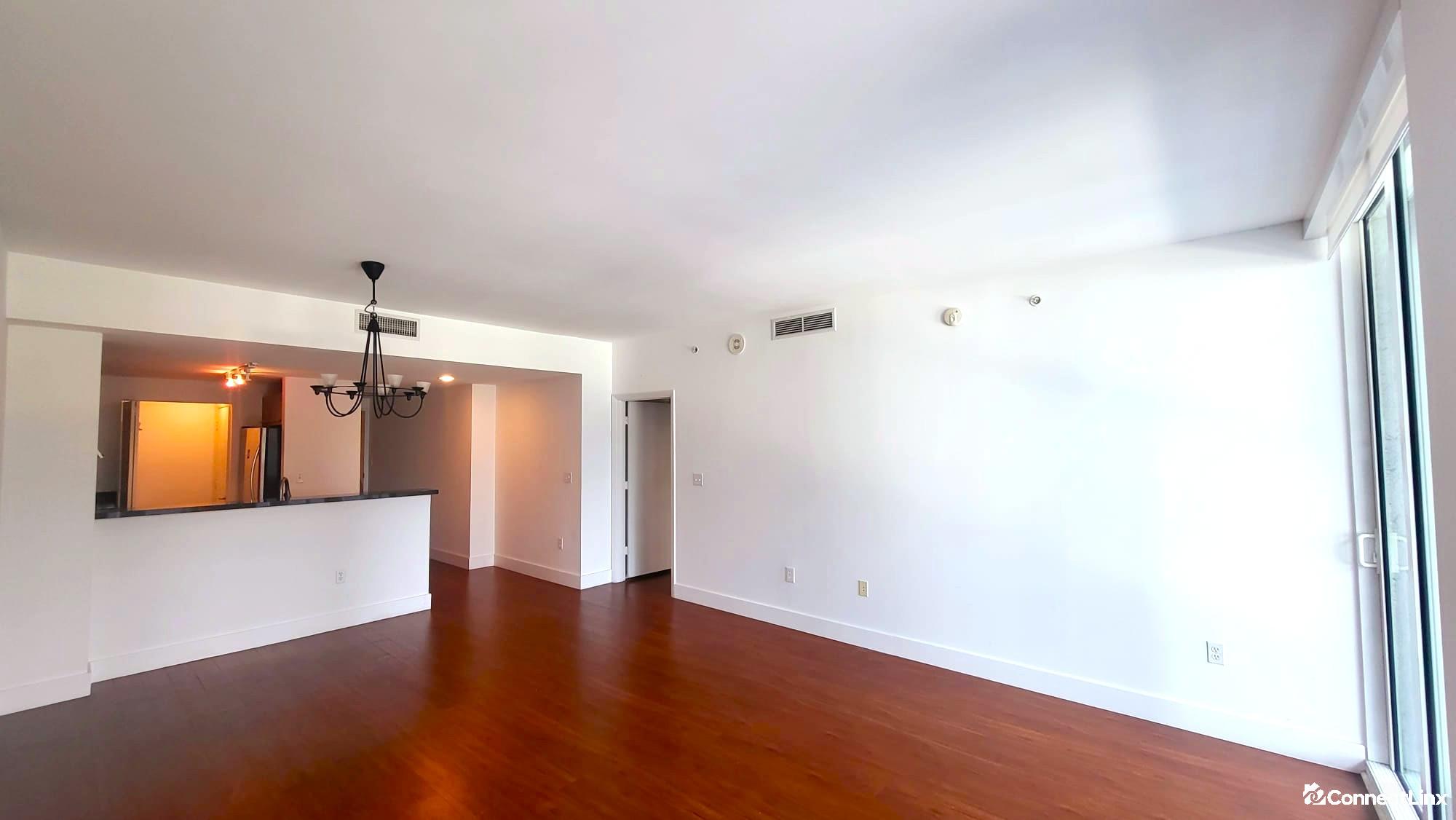 Photo 8 of 1 bed condo in Miami