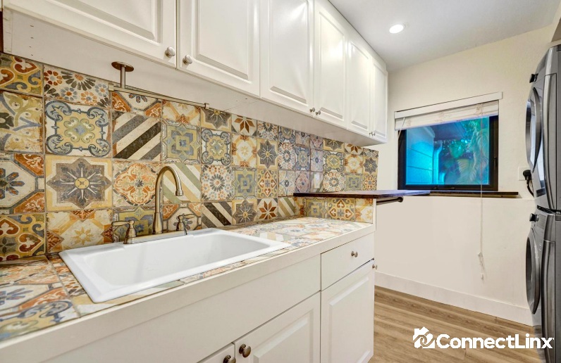Photo 4 of 3 bed single family home in Hollywood