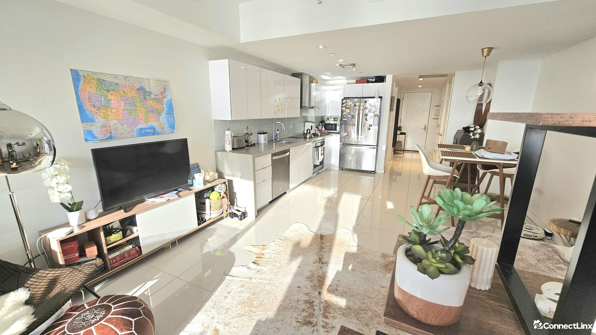 Photo 2 of condo in Miami
