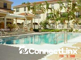 3 bed Condo in Davie