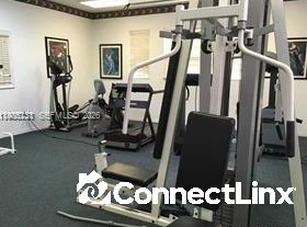Photo 8 of 3 bed condo in Davie