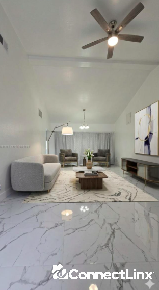 Photo 3 of 3 bed townhouse in Plantation