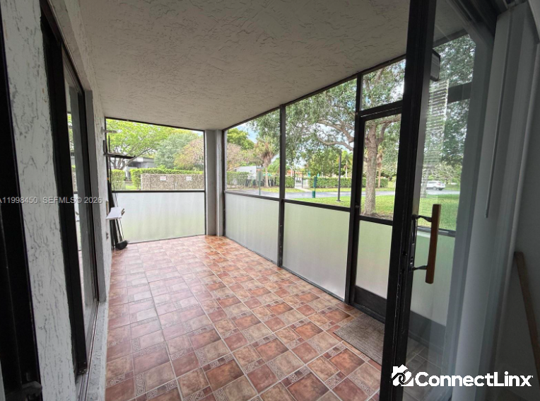 Photo 6 of 3 bed condo in Weston