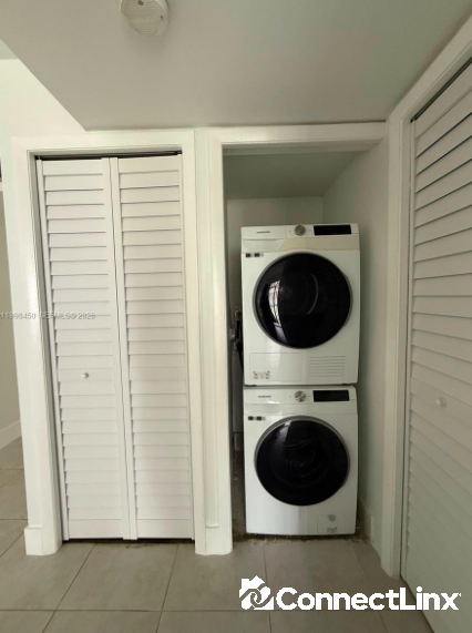 Photo 7 of 3 bed condo in Weston