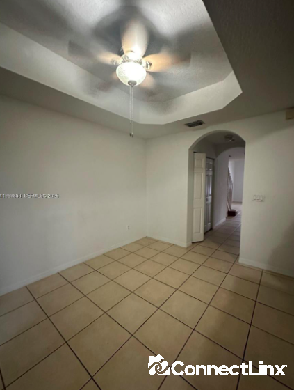 Photo 2 of 3 bed townhouse in Dania Beach