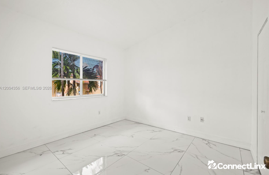 3 bed condo in Pembroke Pines