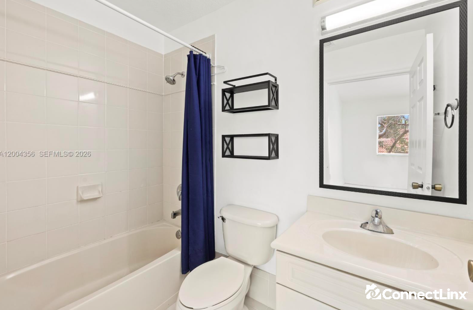 Photo 5 of 3 bed condo in Pembroke Pines