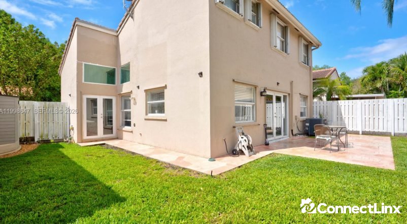 Photo 8 of 3 bed single family home in Sunrise