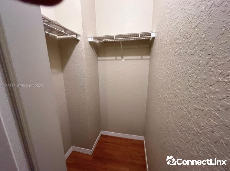 Photo 6 of 3 bed townhouse in Fort Lauderdale