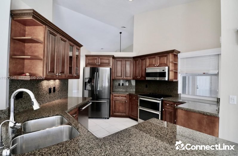 Photo 5 of 3 bed single family home in Fort Lauderdale