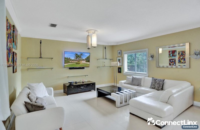 Photo 2 of 3 bed single family home in Southwest Ranches