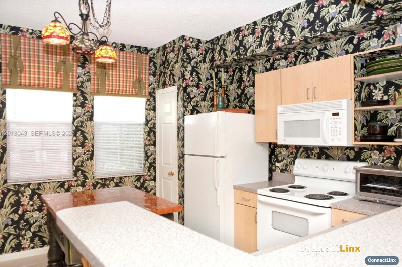 Photo 7 of 1 bed condo in Fort Lauderdale