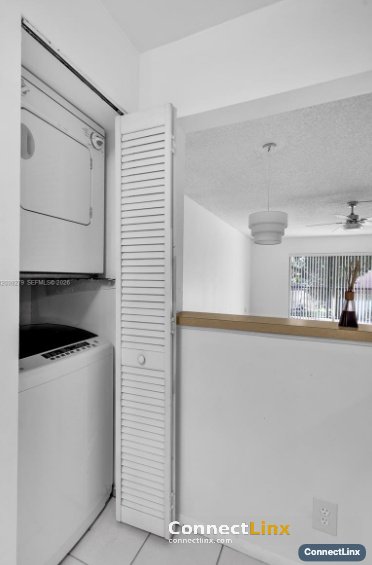 Photo 2 of 2 bed condo in Davie