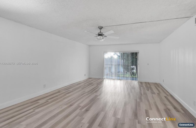 Photo 3 of 2 bed condo in Davie
