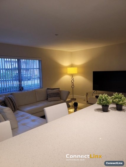 Photo 7 of 2 bed condo in Davie