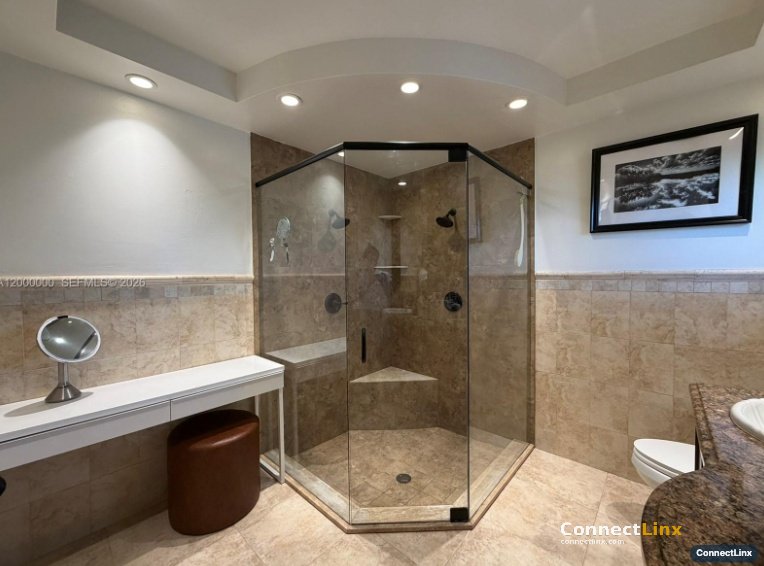 Photo 6 of 3 bed single family home in Cooper City