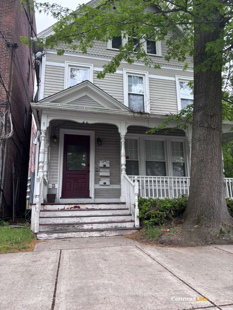 5 bed Apartments in New Haven