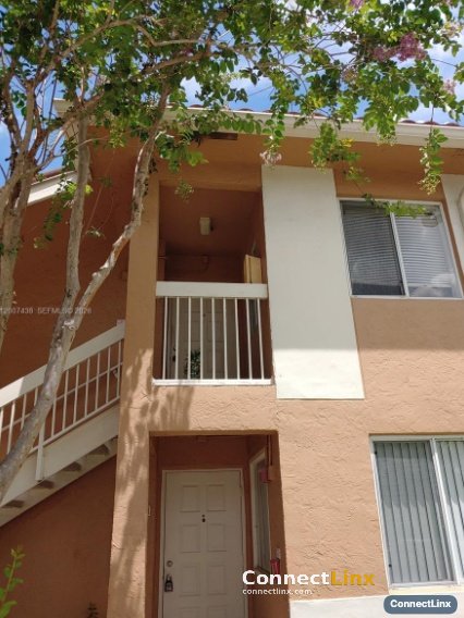 Photo 6 of 2 bed condo in Plantation
