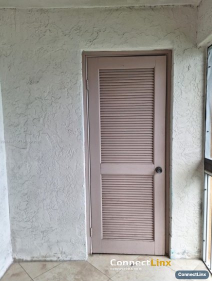 Photo 8 of 2 bed condo in Plantation