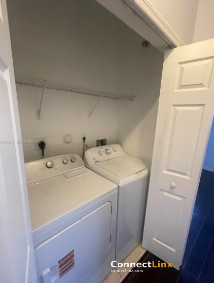 Photo 8 of 3 bed condo in Pembroke Pines