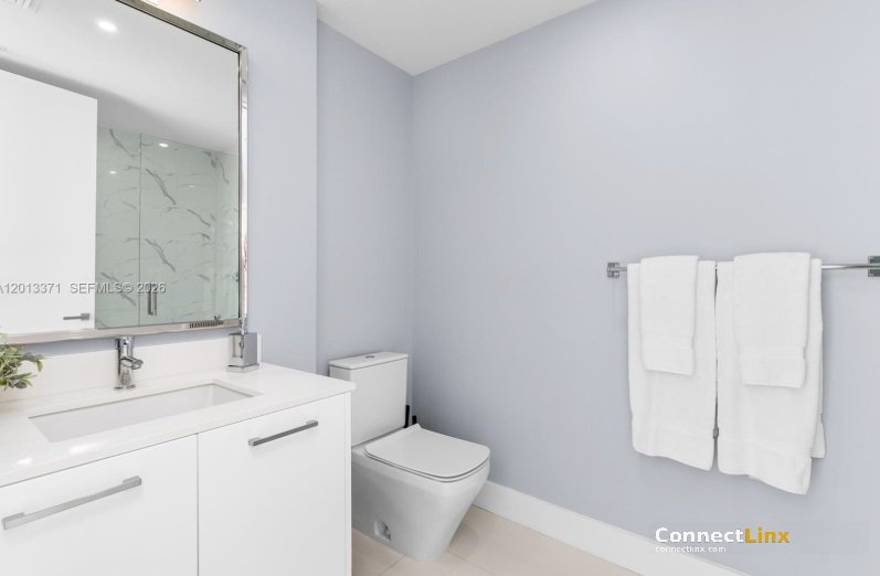 Photo 2 of 3 bed condo in Fort Lauderdale