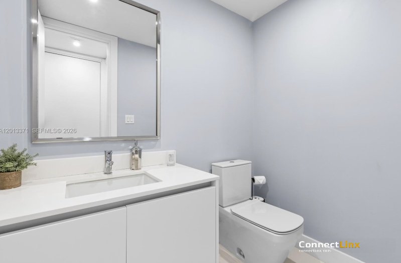 Photo 4 of 3 bed condo in Fort Lauderdale