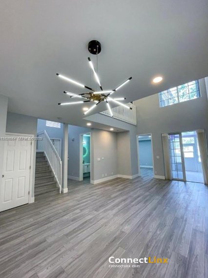 Photo 6 of 4 bed single family home in Hollywood