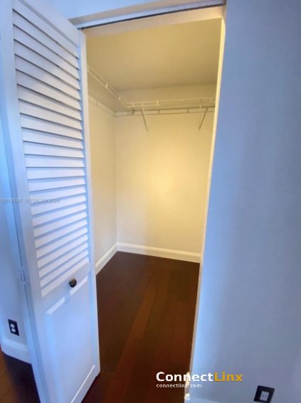 Photo 7 of 2 bed townhouse in Weston