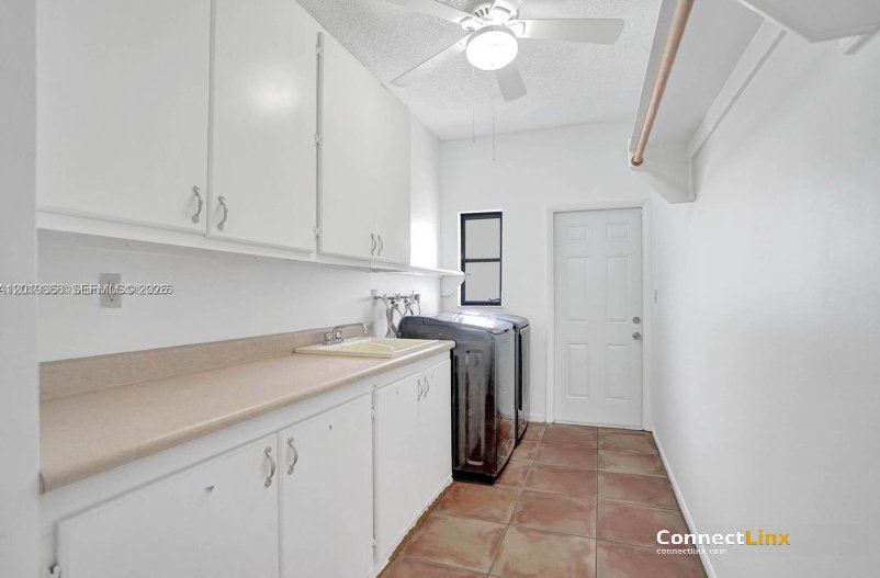 Photo 2 of 4 bed single family home in Weston