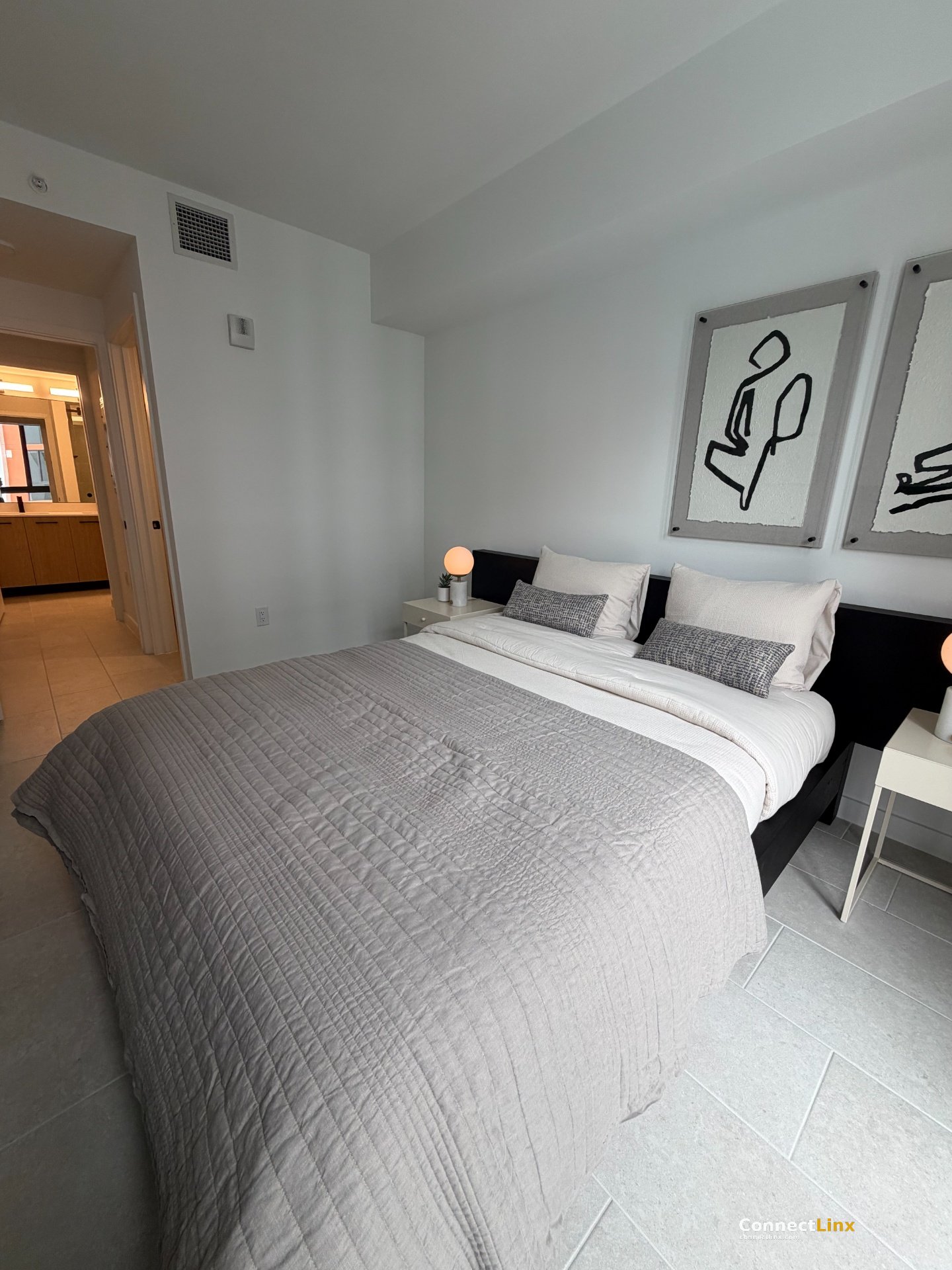 Photo 6 of 2 bed apartment in Miami