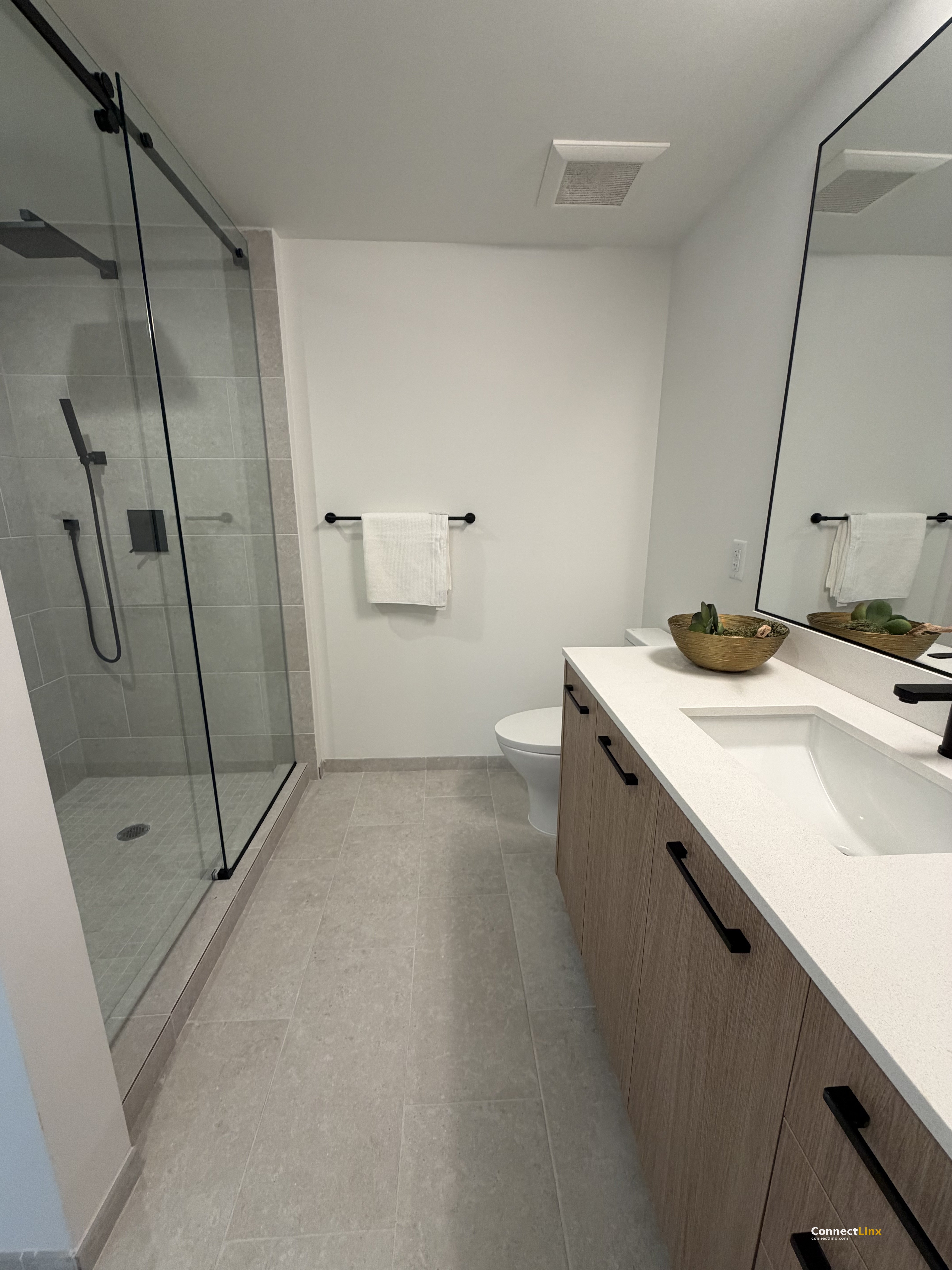 Photo 3 of 1 bed apartment in Hialeah