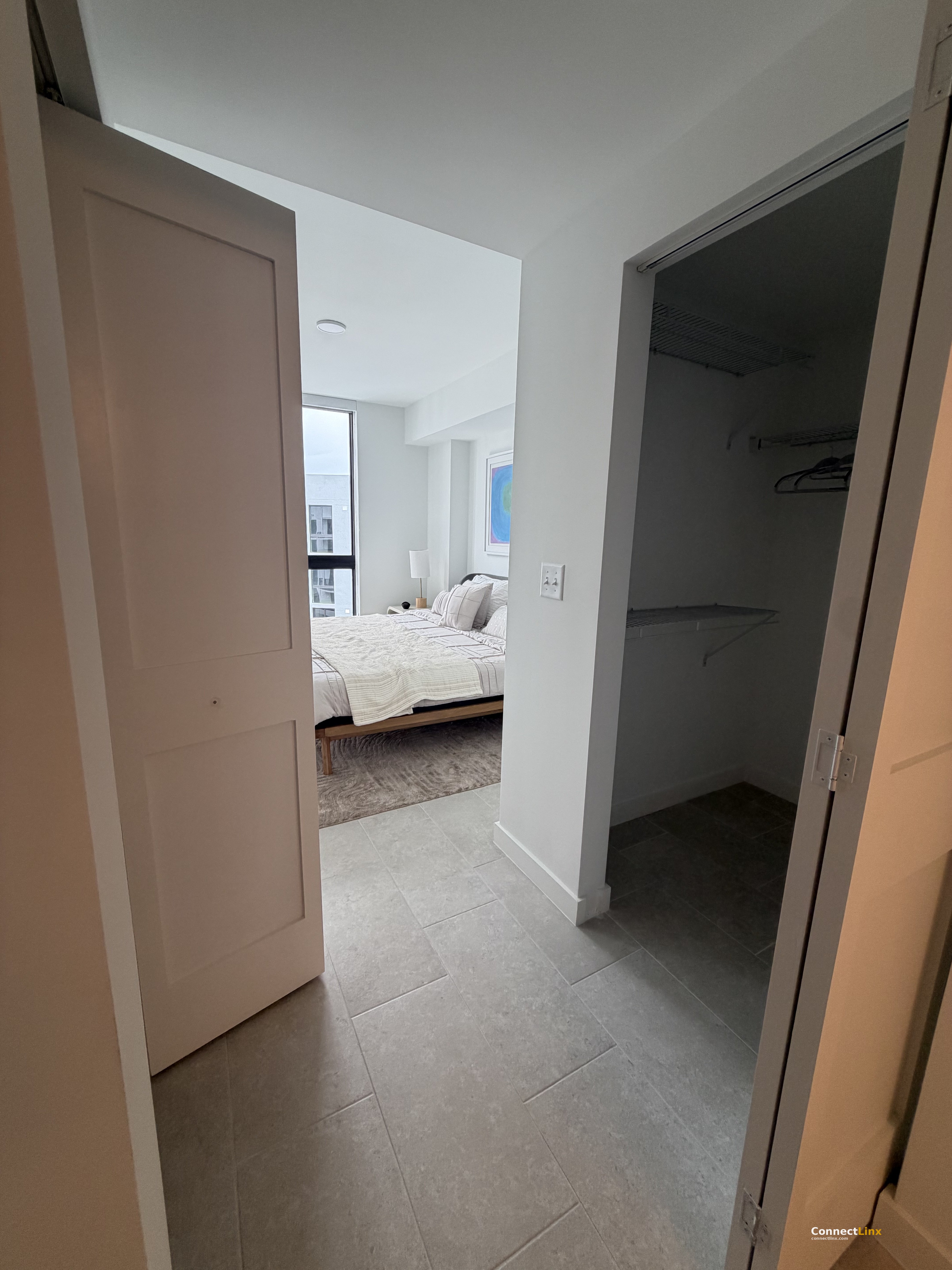 Photo 5 of 1 bed apartment in Hialeah