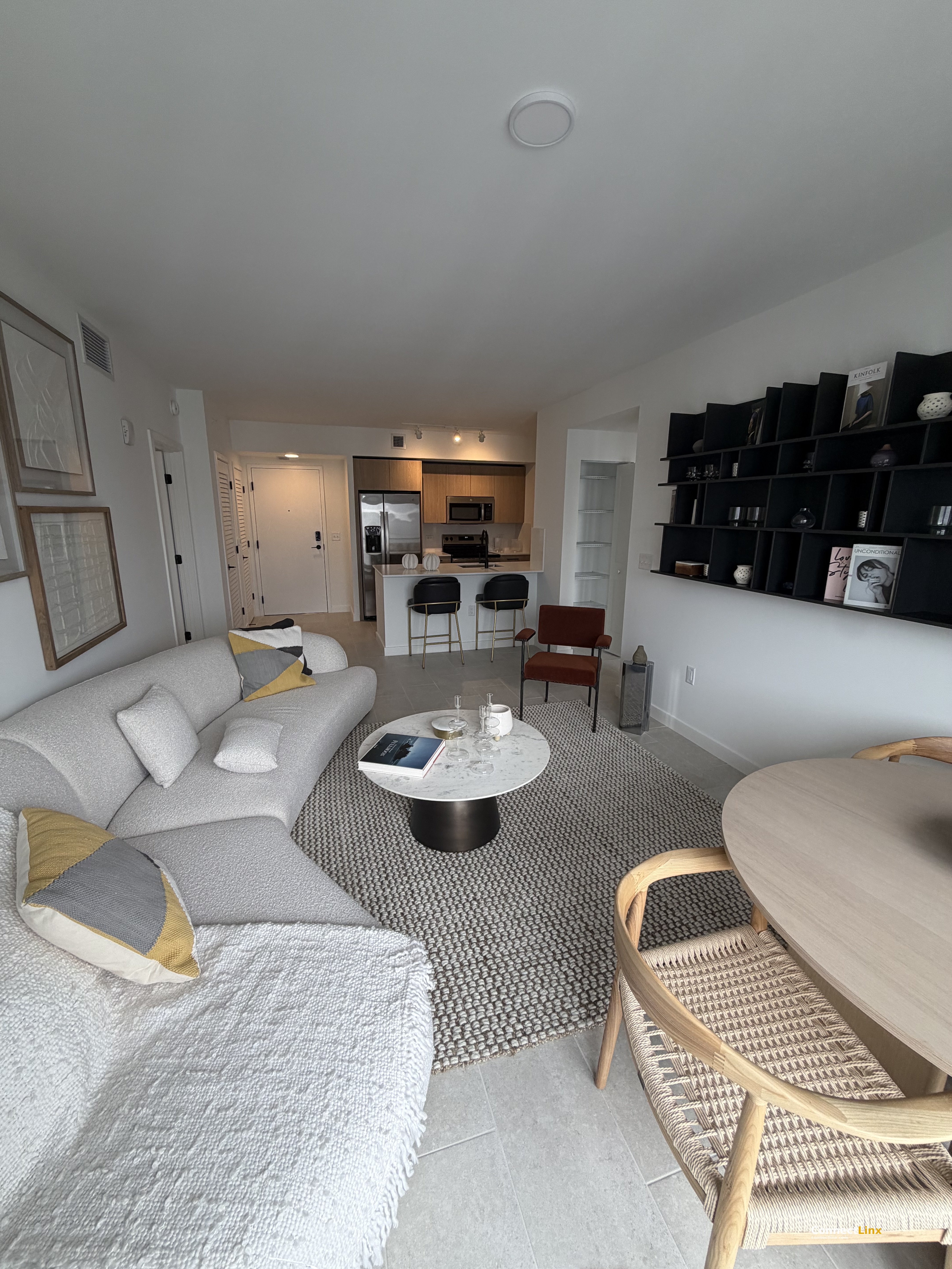 Photo 8 of 1 bed apartment in Hialeah