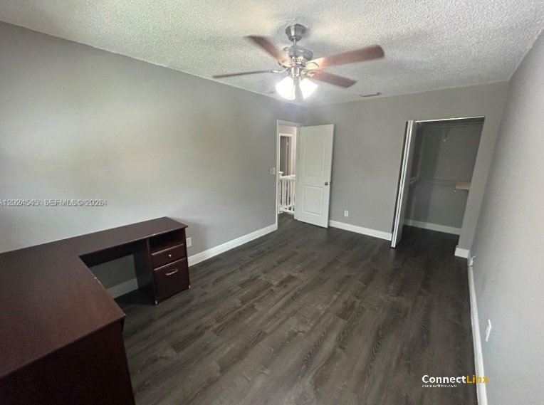Photo 5 of 3 bed townhouse in Davie