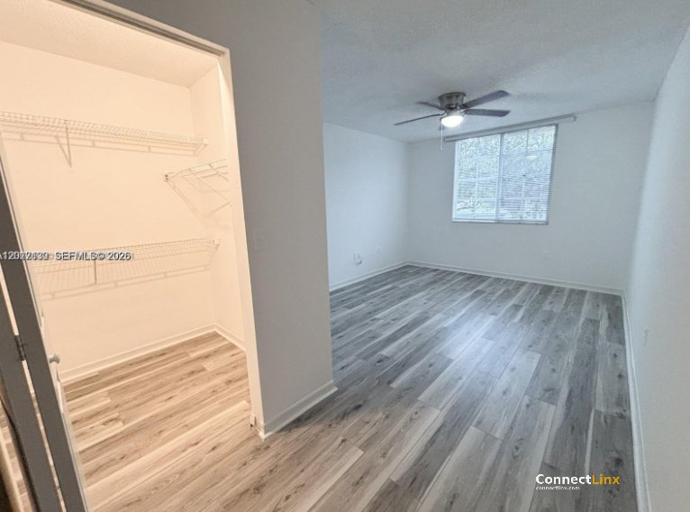 Photo 8 of 3 bed condo in Pembroke Pines