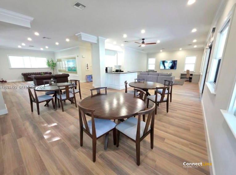 Photo 6 of apartment in Davie