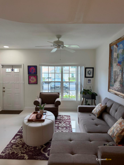 Photo 6 of 2 bed townhouse in Weston