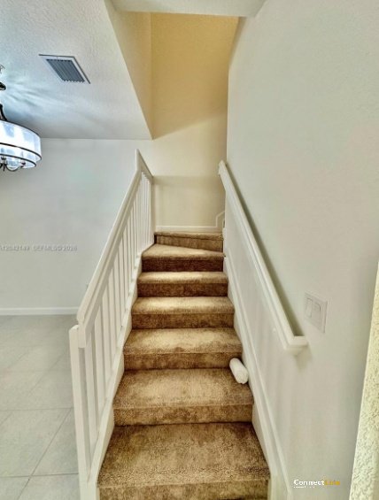 Photo 3 of 3 bed townhouse in Pembroke Pines