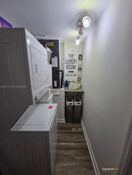 Photo 4 of 3 bed single family home in Pembroke Pines