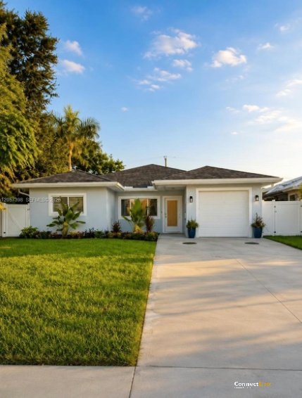 3 bed house in Hollywood