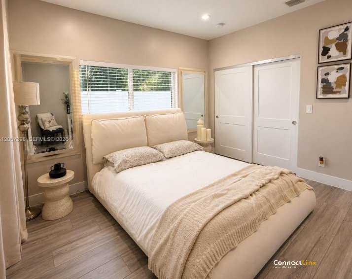 Photo 6 of 3 bed single family home in Hollywood