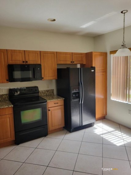 3 bed townhome in Miramar