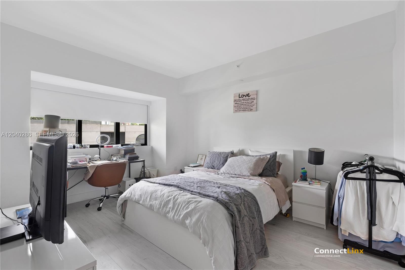 Photo 5 of 2 bed condo in Miami